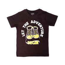 Load image into Gallery viewer, Boys S/S Tee (Style-TB231102) Brown